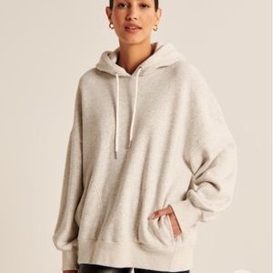 ABERCROMBIE & FITCH | Essential Oversized Sunday Hoodie